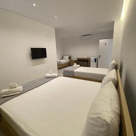 Lori Gardenia Otel Stjar